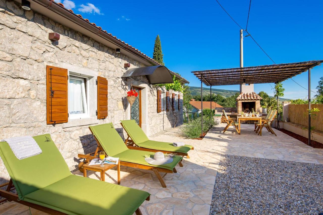 Villa Aurania Vranje Exteriör bild